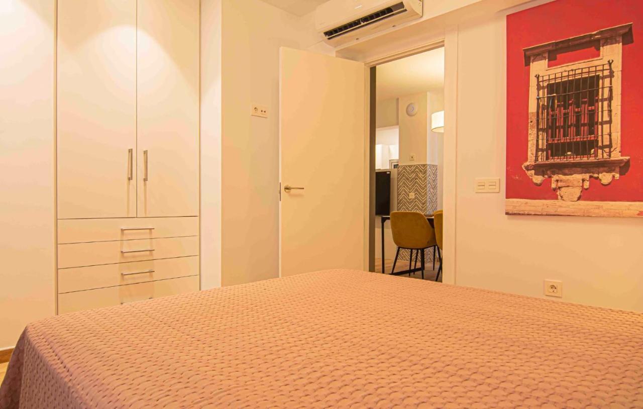Apartamentos Leonor Málaga Exterior foto